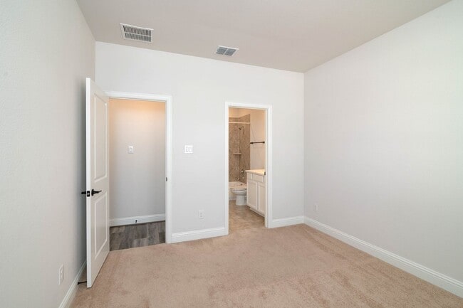 Building Photo - Beautiful 4 Bedroom, 3 Car Garage, Single Story Home in Celina!
