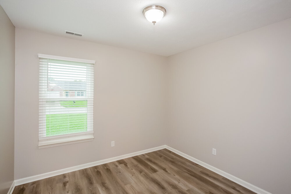 Building Photo - 1333 Cypress Dr