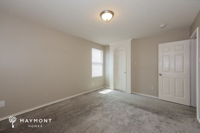 Building Photo - 2002 Bentwood St