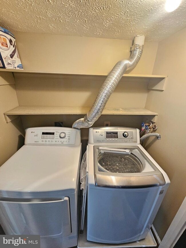 Building Photo - 13420 Winterspoon Ln