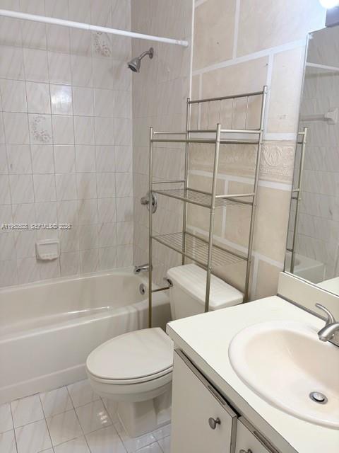 Building Photo - 6100 SW 130th Ave