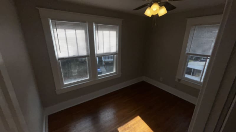 Building Photo - 3010 Wentworth Ave