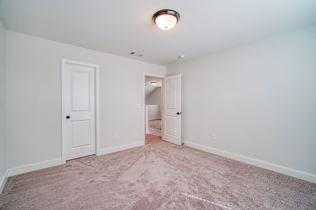 Building Photo - Lovely End Unit, Brand New Construction, 3...