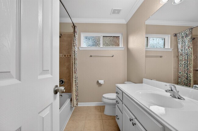 Building Photo - 10103 Sweet Willow Ln