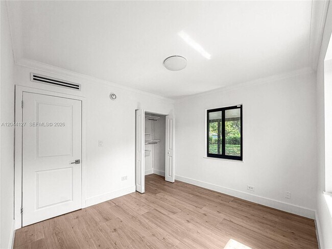 Building Photo - 55 NW 125th St