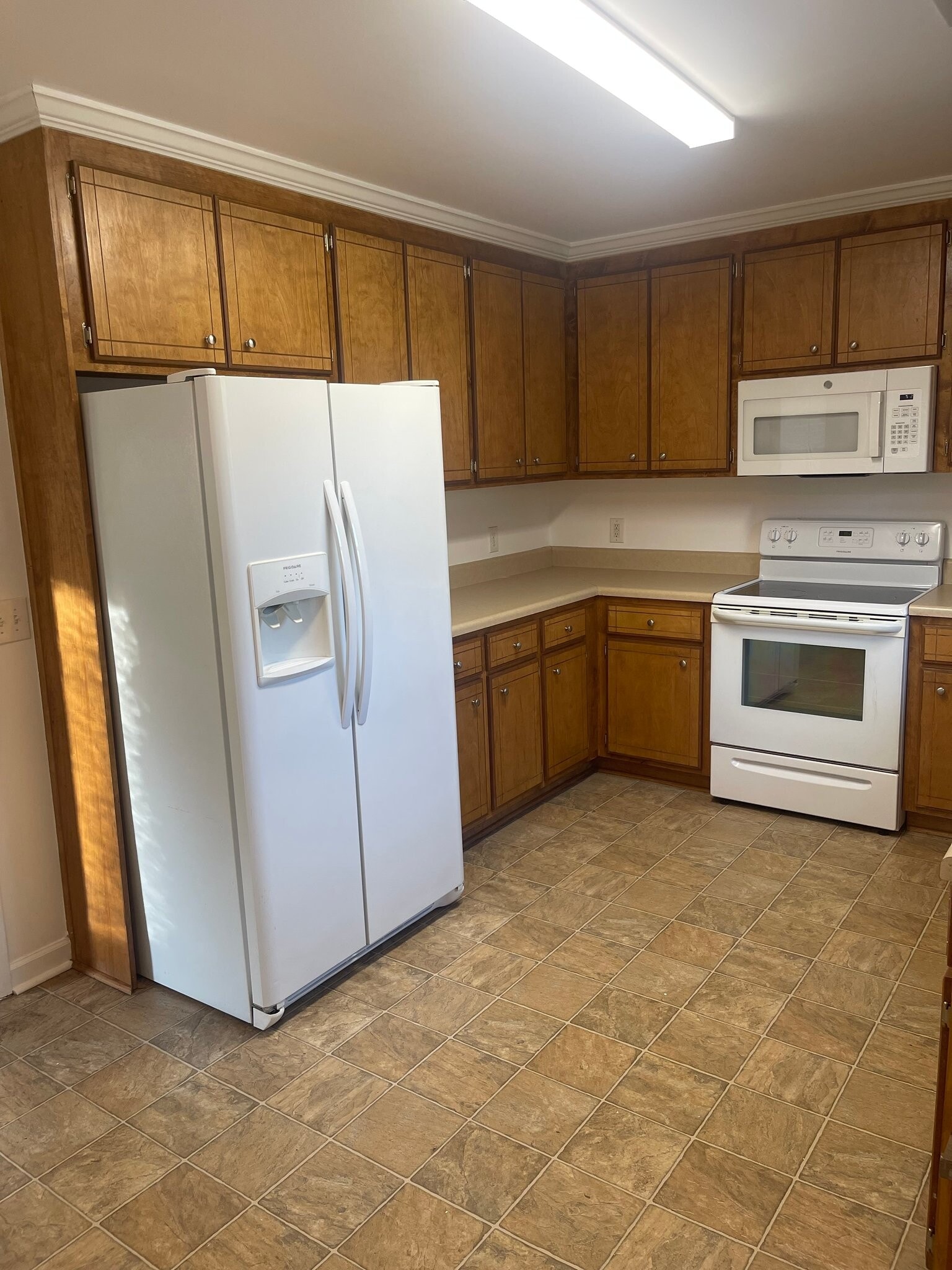 Building Photo - 420 Oconner Ct