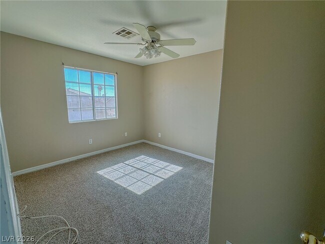 Building Photo - 3518 Fishers Landing Ave