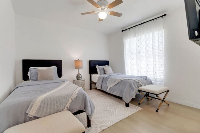 Building Photo - 1514 Forest Lakes Blvd