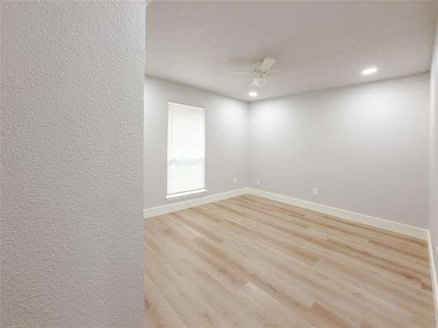 Building Photo - 2025 Glencrest Ln