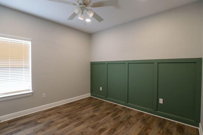 Building Photo - 3220 Tuna Rd