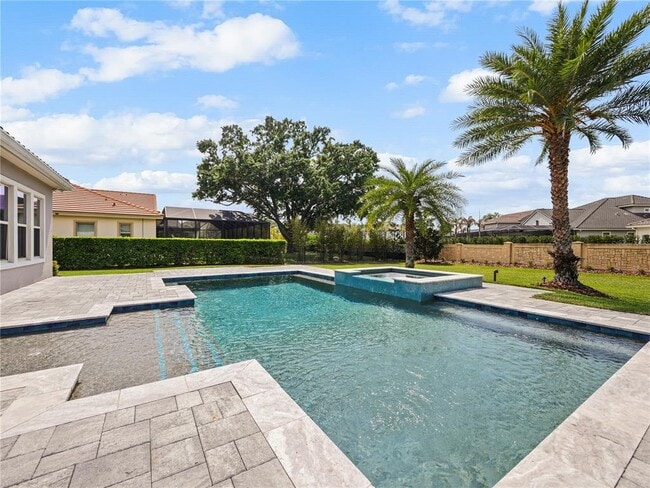 Building Photo - 1115 Estancia Wds Lp