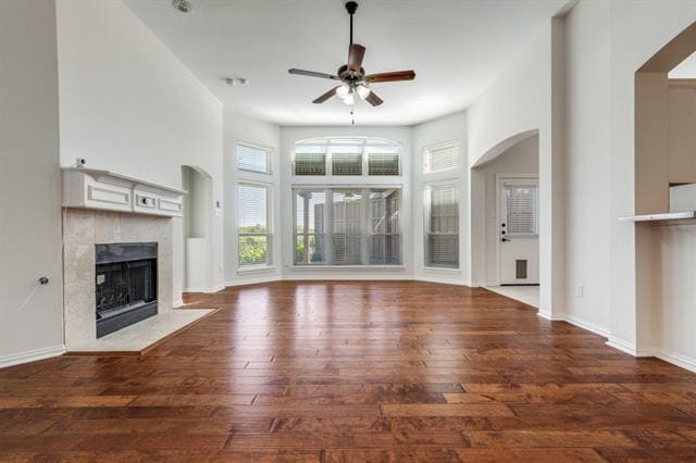 Building Photo - 8904 Lakewood Dr