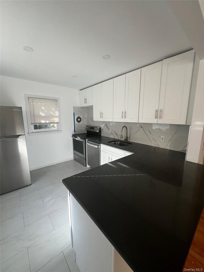 Building Photo - 47 Washington Ave N