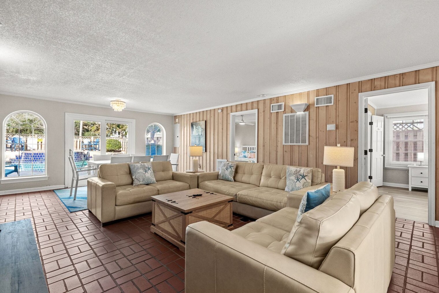 Building Photo - 4308 S Ocean Blvd