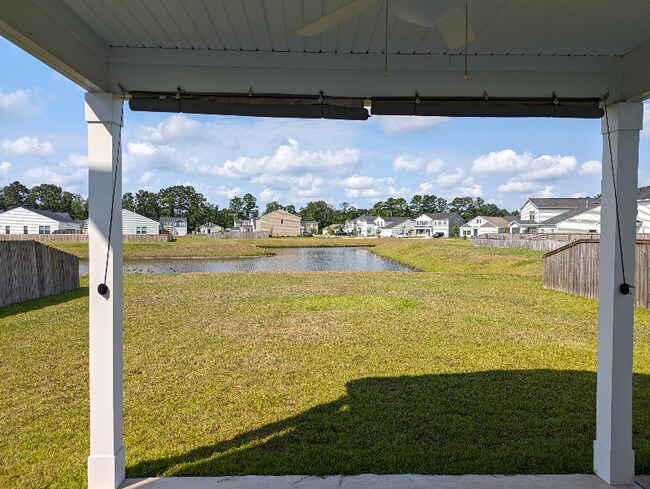 Building Photo - 125 Percheron Dr