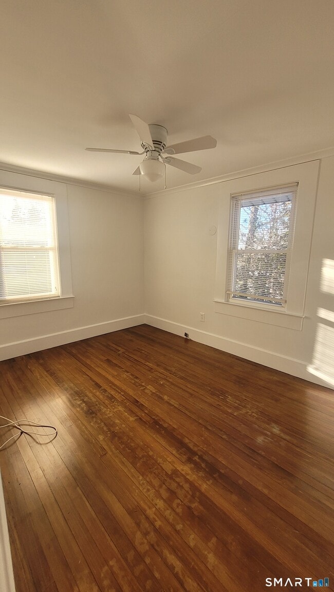 Building Photo - 10 Olmstead Pl