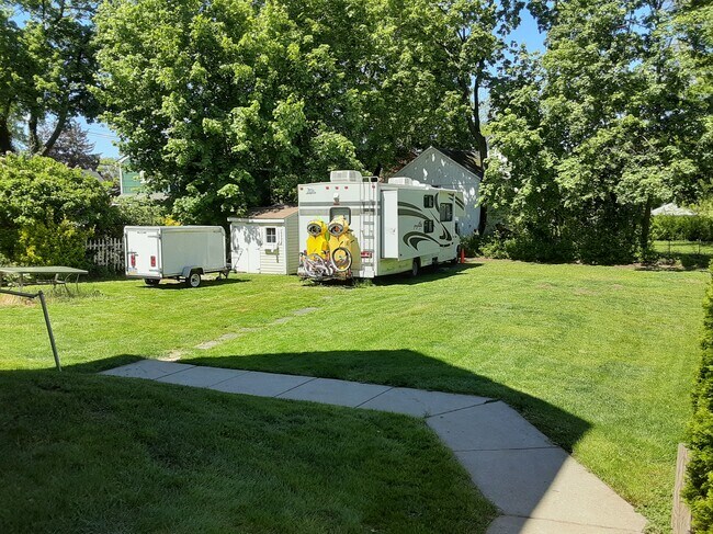 rear yard - 210 W Montgomery Ave