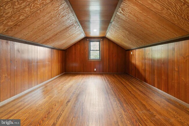 Building Photo - 1540 Peter Cheeseman Rd