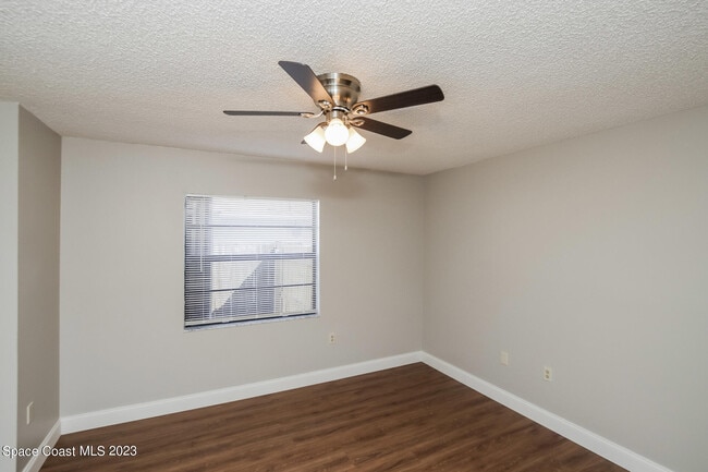 Building Photo - 1298 Robbinswood Dr