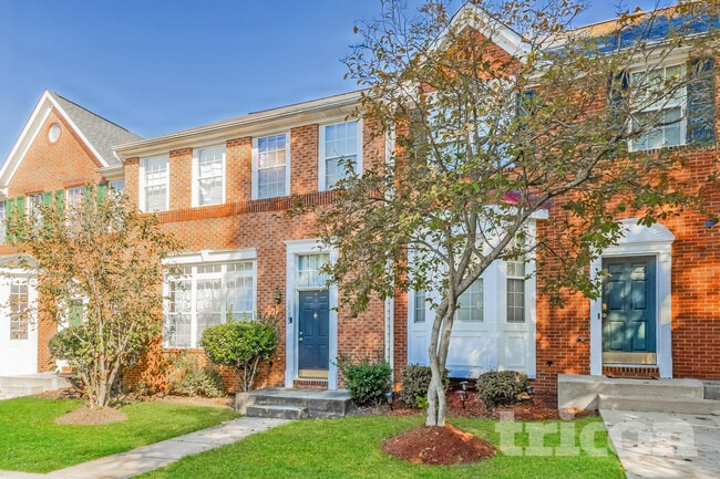 Building Photo - 10022 Juniper Dr
