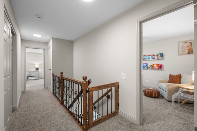 Building Photo - 12122 Royal Valley Dr