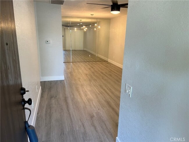 Building Photo - 2801 Los Felices Cir E