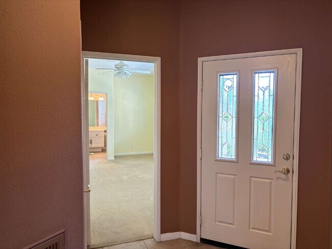 Building Photo - 45218 Coeur Dalene Dr