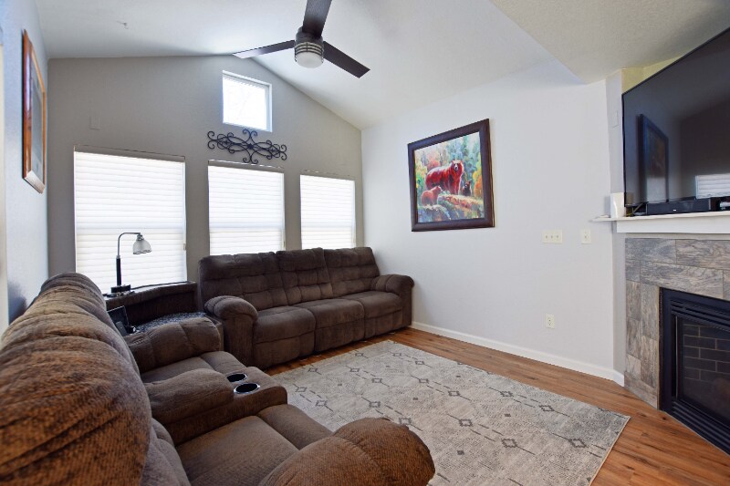 Building Photo - 4036 Plum Creek Dr