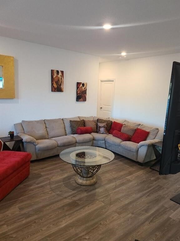 Building Photo - 22043 Juniper Crossing Dr