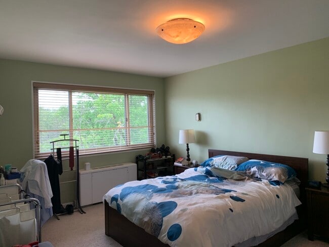 Master bedroom - 4600 Connecticut Ave NW