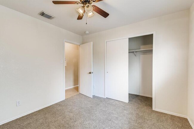 Building Photo - 9042 Camino Rey