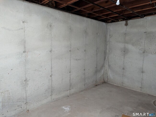 Building Photo - 267 Beaver St