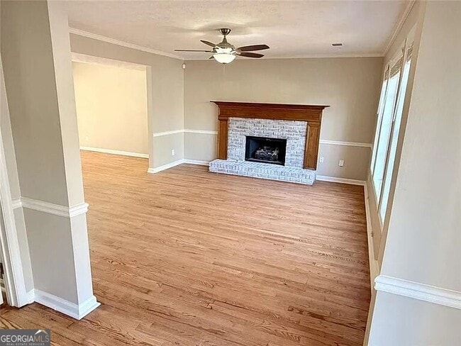 Building Photo - 343 Welton Way