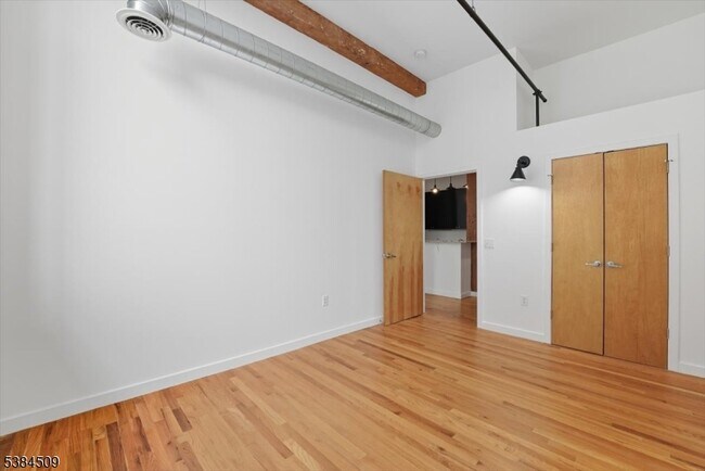 Building Photo - 475 S Jefferson St