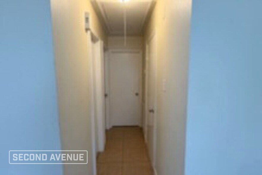 Building Photo - 7610 Alcomita Dr