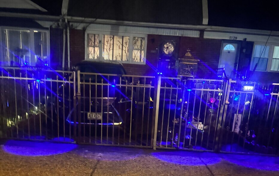 Night view - 1131 Lakeshore Dr