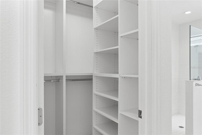 Building Photo - 2926 Siesta View Dr