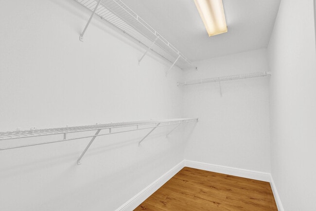 Building Photo - 52 Uno Lago Dr