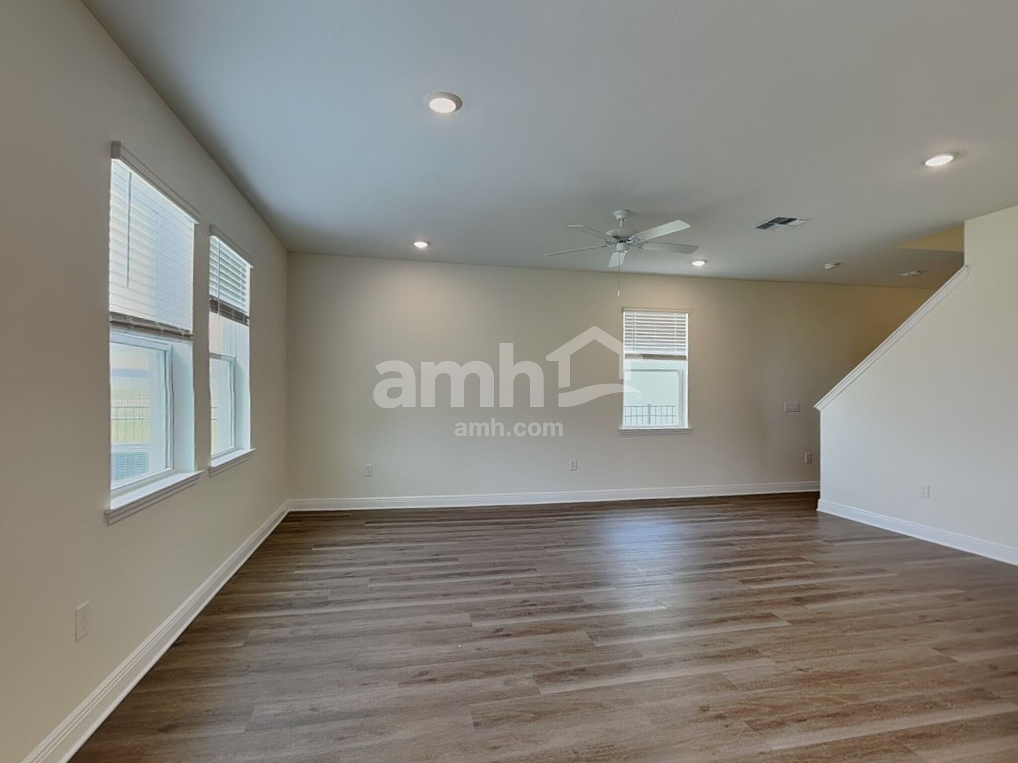 Building Photo - 5972 River Farm Ave