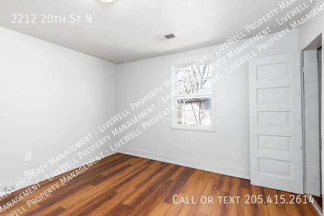 Building Photo - 2212 20th St N