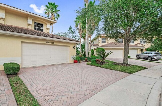Building Photo - 9773 Bowline Dr