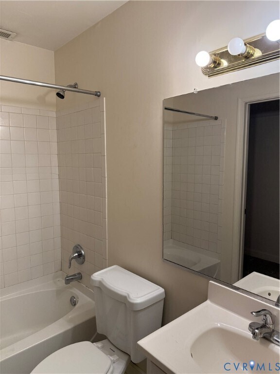 Building Photo - 208 Terrace Dr