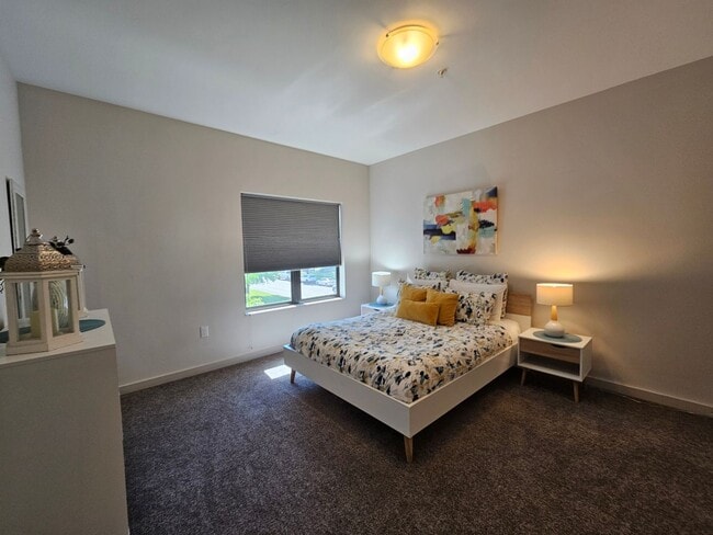 Interior Photo - SPR712