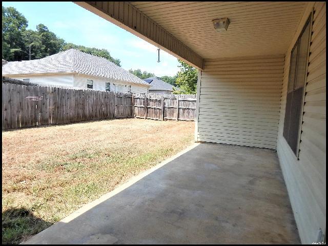 Building Photo - 451 Wisteria Dr