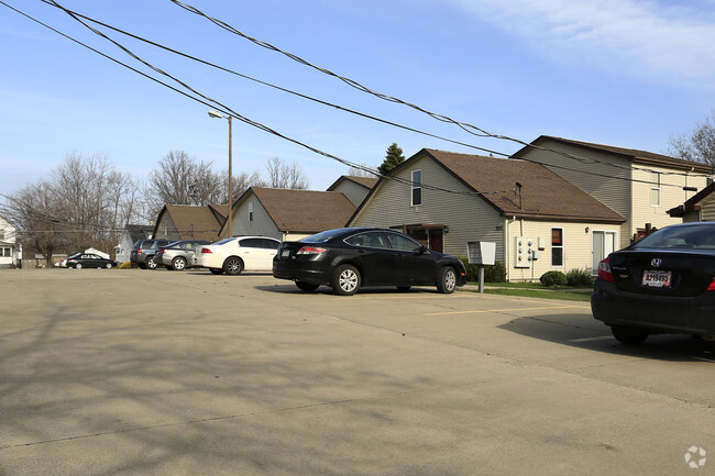 1025 E 15th St - Woodbine Apartments