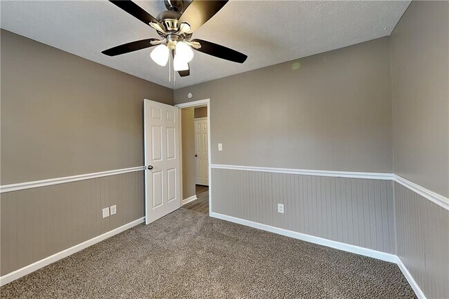 Building Photo - 209 Hale Haven Dr