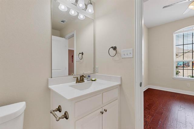 Building Photo - 1009 Mesa Crest Dr