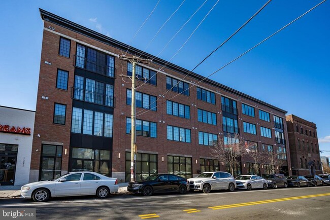 Building Photo - 1324 Frankford Ave