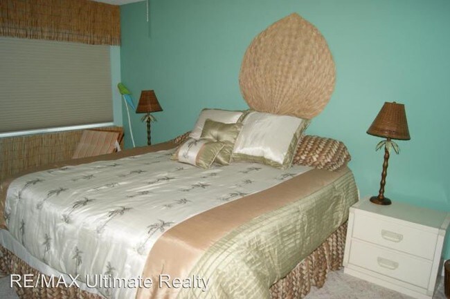 Building Photo - 1555 NE Ocean Blvd