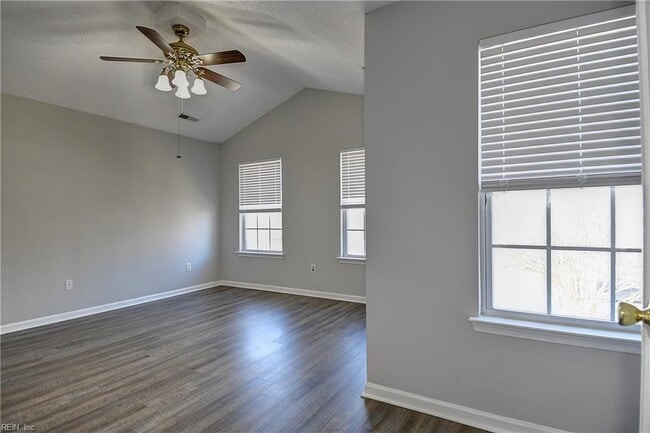Building Photo - 3504 Fontwell Ct